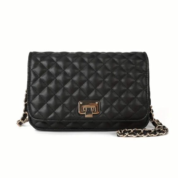 Handbags - Elegant Black Quilted Chain Bag